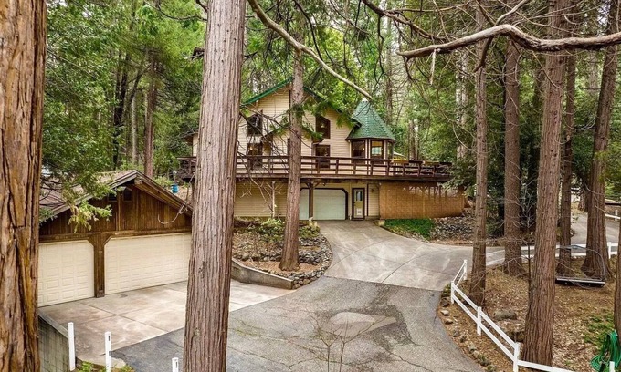 Nevada City House | Spacious Woodland Cottage in Nevada City!