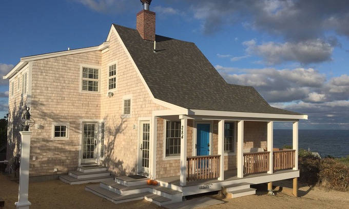 South Wellfleet Cottage | Spectacular Ocean Views from a Newly Built Cottage