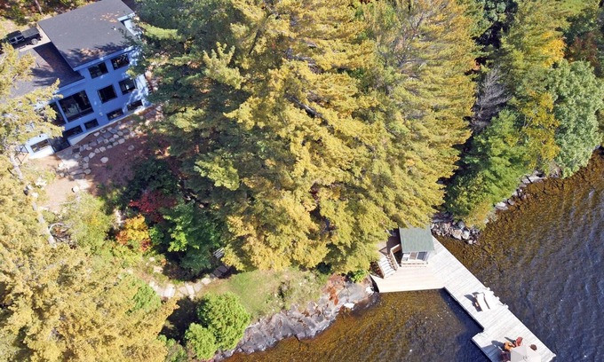 Huntsville Cottage | Spectacular south views at this 4 bed, 4 bath lake retreat!