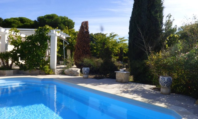 Arles Villa | Splendid villa the Ibis for 8 people