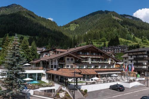 San Giovanni di Fassa Hotel | Sport Hotel Majarè