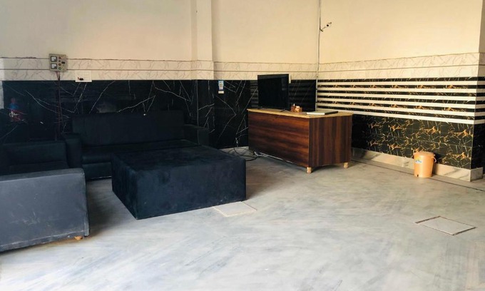 Meerut Hotel | SPOT ON Hotel Ved