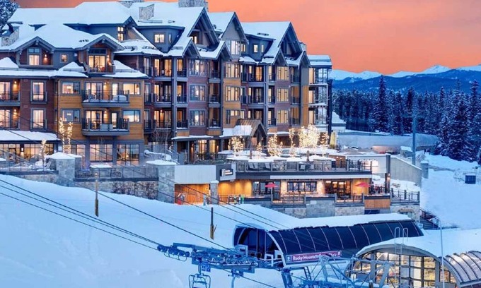 Peak 8 Resort | Spring Break Luxury Ski-in, Ski-out Resort - Best Location in Breckenridge!