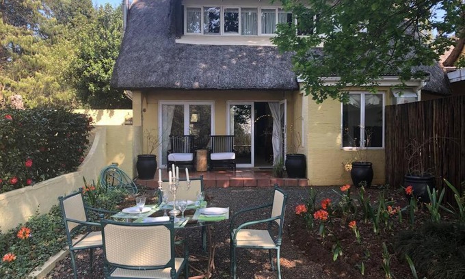 Nottingham Road Apartment | Spring Close Boutique Cottage Nottingham Road