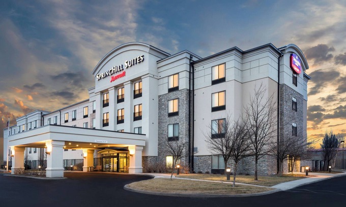 Fishers Hotel | SpringHill Suites by Marriott Indianapolis Fishers