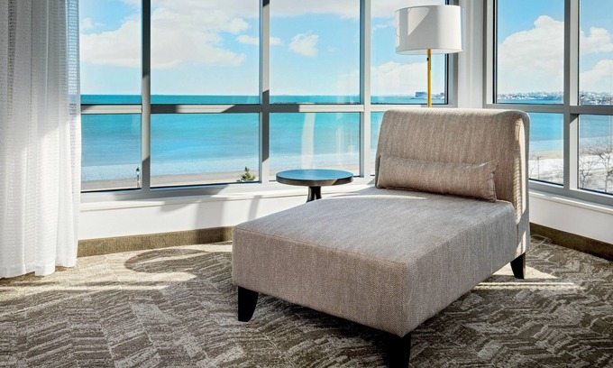 Revere Hotel | SpringHill Suites by Marriott Boston Logan Airport Revere Beach