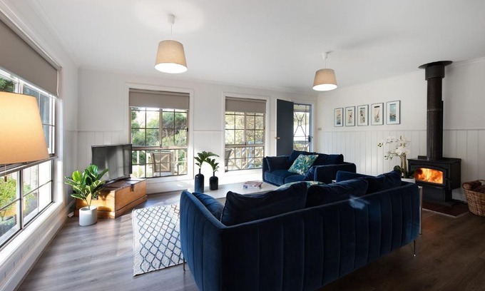Hepburn Springs House | Springview Cottage- captivating bush retreat