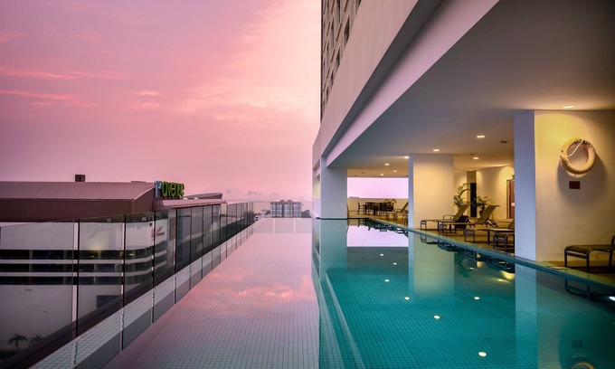 Downtown George Town Hotel | St.Giles Wembley Penang