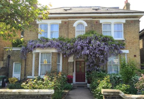 Brockley House | St. James's Guest House