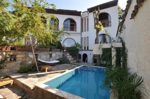 Selcuk Villa | St John's House