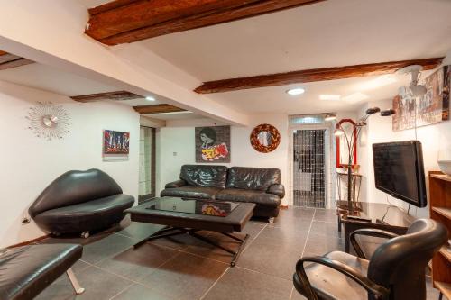 Saint-Louis Apartment | St Louis