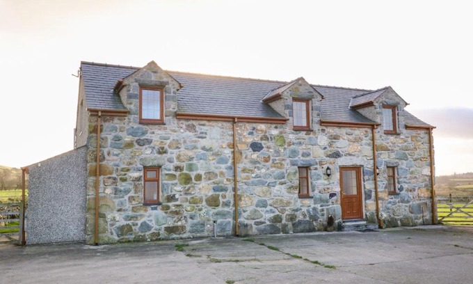 Rhyd-y-clafdy House | Stabl
