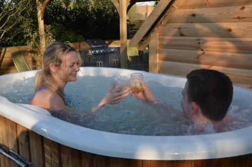 Stamford Other | Stamford Meadows Glamping with Private Hot Tubs