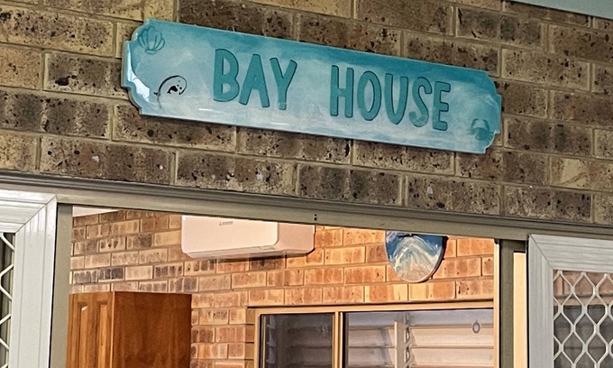 Stanage House | Stanage Bay decked-out, spacious beach house with air-conditioning, boat-parking
