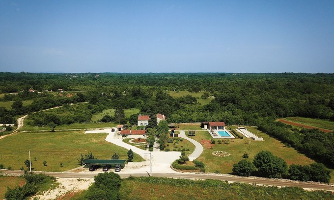 Stokovci Villa | Stancija Čabrunići exclusive