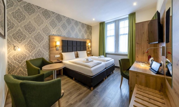Rhens House | Standard double room HH-early booking rate - AKZENT Hotel Roter Ochse