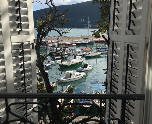 Herceg Novi Hotel | Stanica B&B