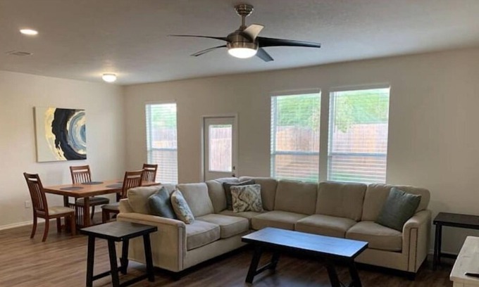 Schertz House | Stanley PIT Pad!