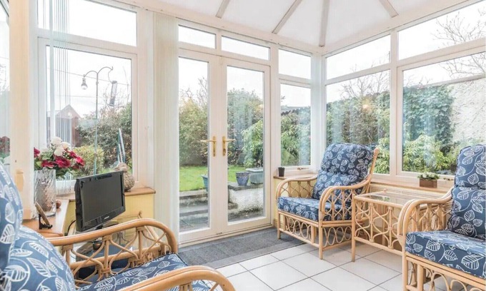 Carlisle Cottage | Stanwix Cottage. Walking distance of park and town