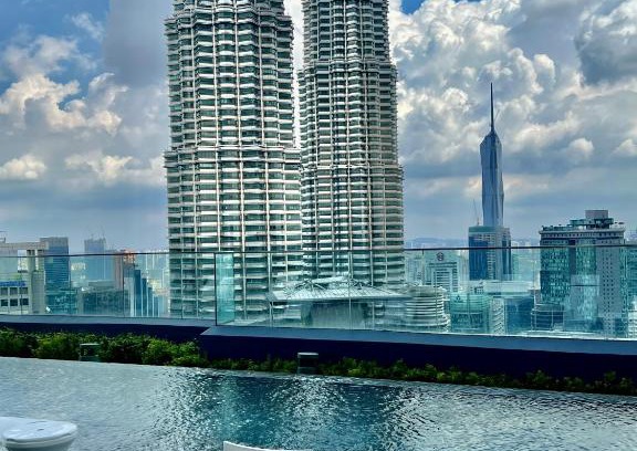 Kuala Lumpur City Centre Apartment | Star Residence KLCC By FZB