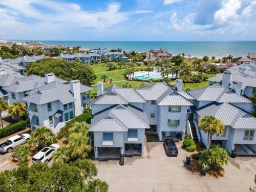 Debordieu Colony Apartment | Starfish Legacy villa by Peace Vacations