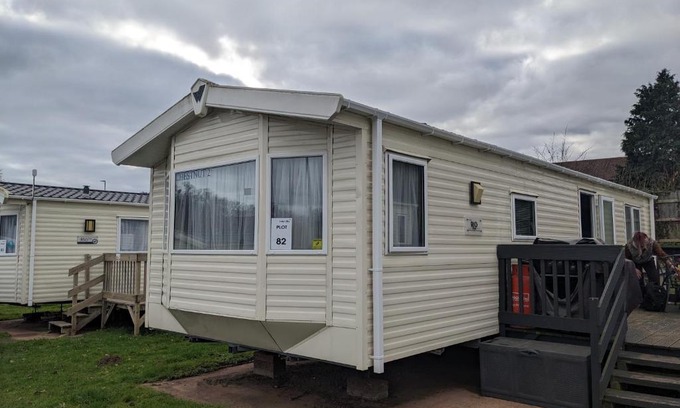 Dawlish Ski Chalet | Static Caravan on Lady's Mile Holiday Park