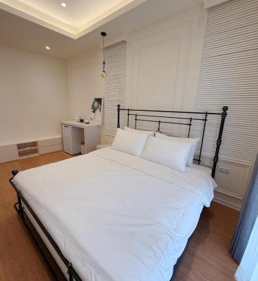 Tainan City Centre Hotel | Station B&B
