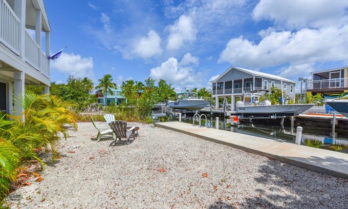 Breezeswept Beach Estates House | Stay at the "Casa Palma" - Florida Keys Life!