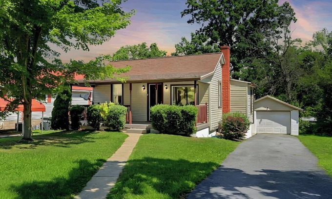 Duncannon House | Stay on State