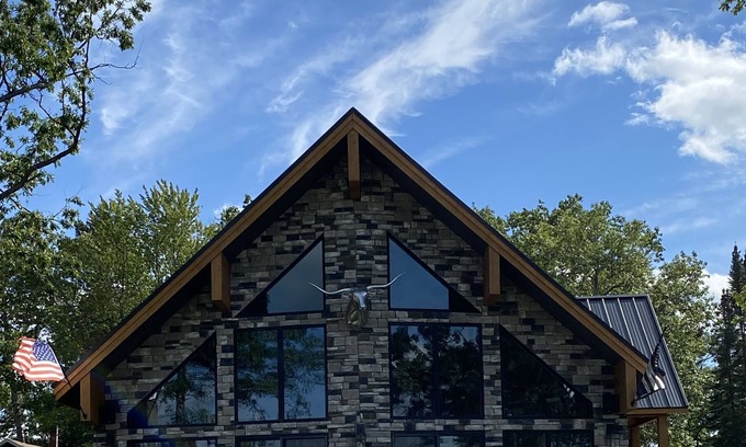 Prudenville Cabin | Stay on the beautiful Houghton Lake