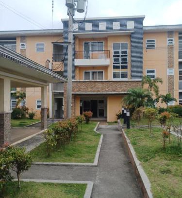 Tagaytay Apartment | Staycation in Tagaytay Woodhills Residences