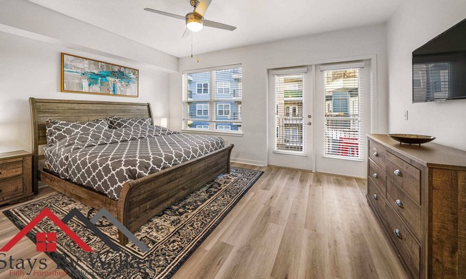 Cherry Condo | StaysByWalker Midtown Studio - Prime Location!