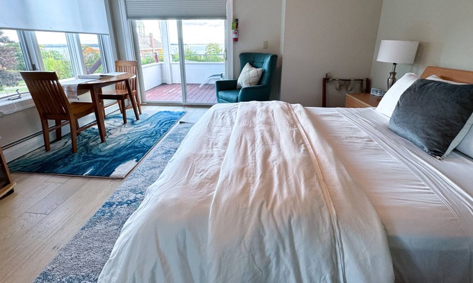 Bayfield Apartment | Steeple Hill Flats, Lower Flat @ Steeple Hill, Lake view Flat near Downtown Bayfield
