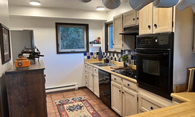 Steamboat Springs Ski Chalet | Steps from the slopes - Mountain retreat in Steamboat Springs!