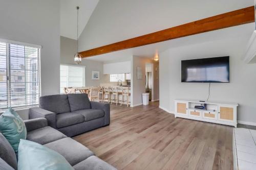 South Mission Beach House | Steps to bay & ocean Belmont Park dining