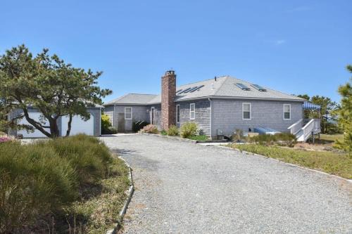 North Eastham House | Steps to Private Association Beaches