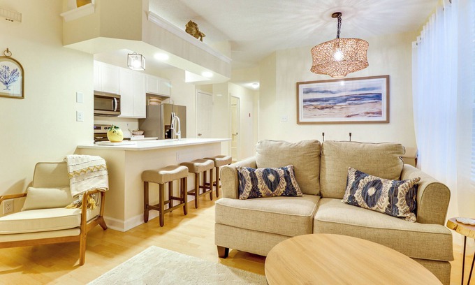 Northeast Virginia Beach Condo | Steps to Sand: Condo w/Pool in Virginia Beach!
