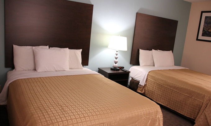 Niagara Falls Hotel | Sterling Inn Niagara Falls near IAG Airport