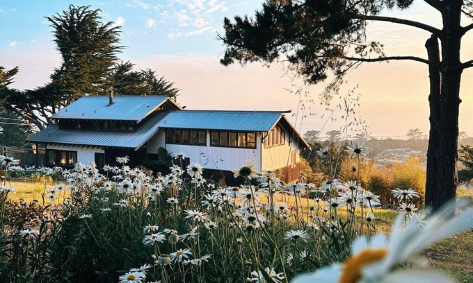 Mill Valley Villa | STINSON BEACH VILLA - Unique Gem! STAY WHERE THE BEACH + MOUNTAINS MEET!