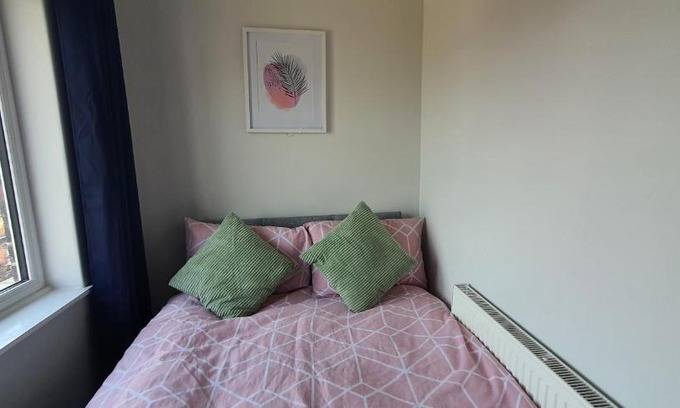 Stoke-on-Trent House | Stoke City House