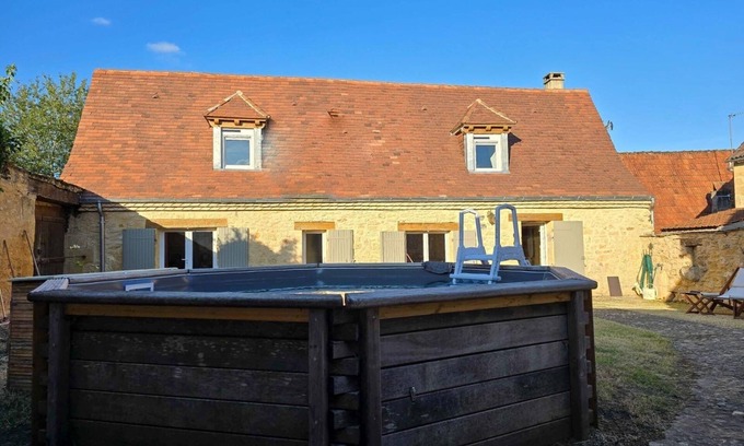 Meyrals House | Stone house, 3bed, 6pers, fenced garden and swimming pool in the heart of Périgord Noir
