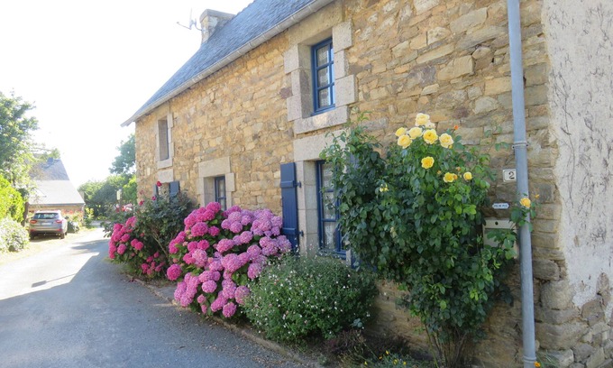 Kerherou House | Stone house 5 people - 500 m from the sea - MOELAN SUR MER