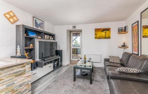 Vrbnik Apartment | Stone House Knez