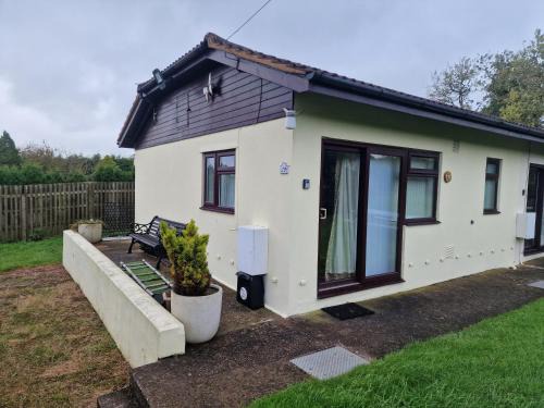 Sidmouth Ski Chalet | Stoneleigh Chalet 29