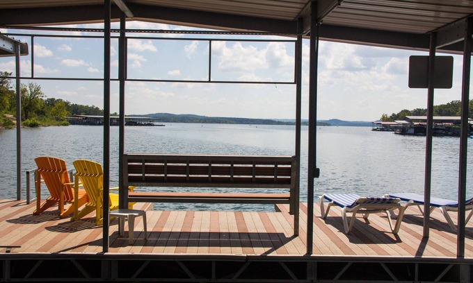 Branson Apartment | Stormy Point Village Lakeside
