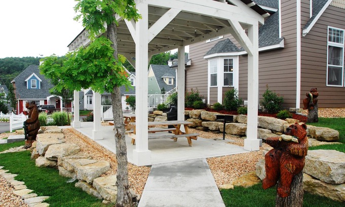Branson Apartment | Stormy Point Village Resort