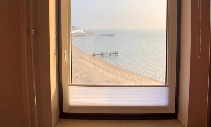 Wyk auf Foehr Apartment | Strandhotel, App.31 - Apartment in the Strandhotel 100sqm² in the city center with