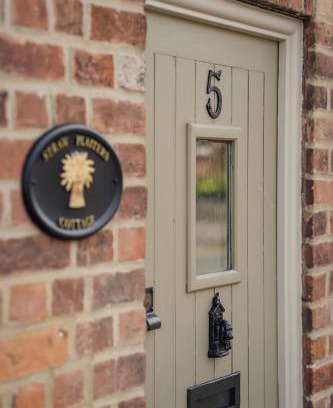 Wendover House | Straw Plaiters Cottage