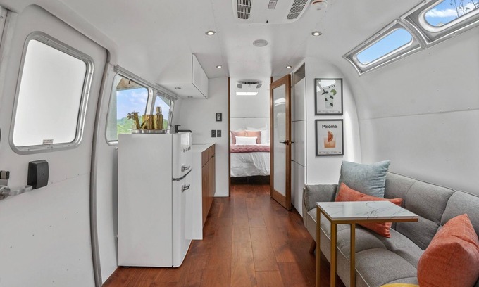 Rockbridge House | Streams and Dreams at Laurel Run Luxury Airstream Glamping The Palmera Unit 2