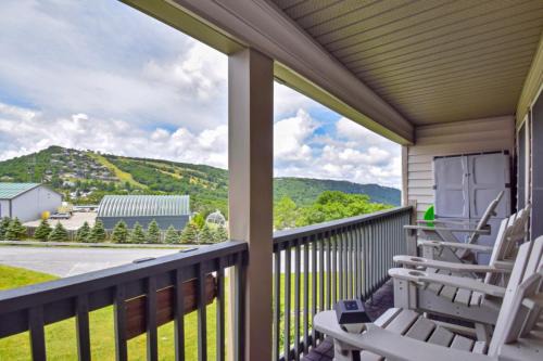 Banner Elk Apartment | Stringer's Peak Retreat